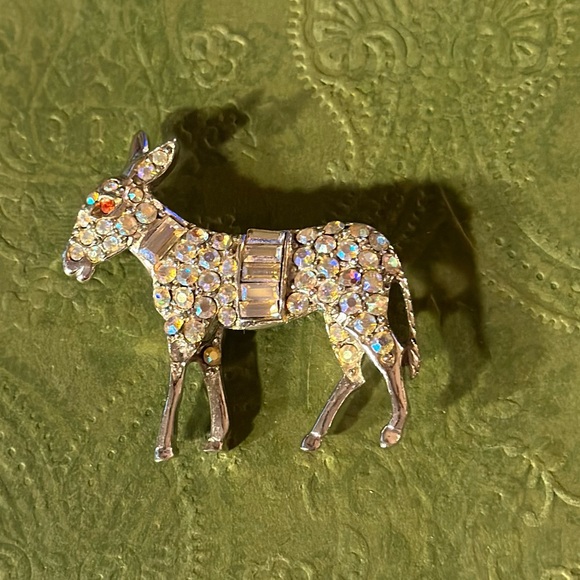 Ab Crystal Vintage Donkey Brooch - Picture 6 of 11